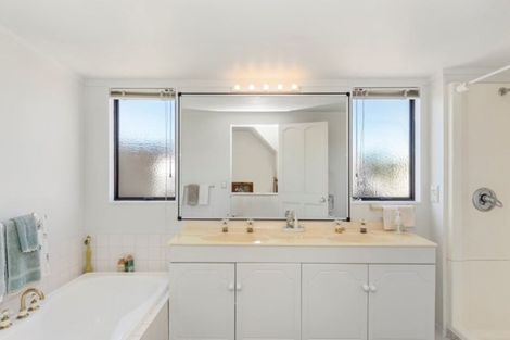 Photo of property in 34 Kotuku Place, Matua, Tauranga, 3110