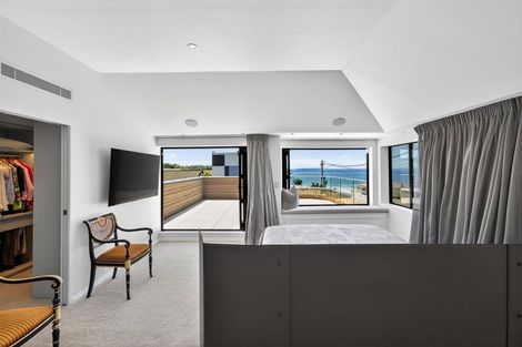 Photo of property in 1/60 Milford Road, Milford, Auckland, 0620