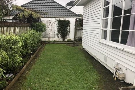 Photo of property in 15a Limbrick Street, Terrace End, Palmerston North, 4410