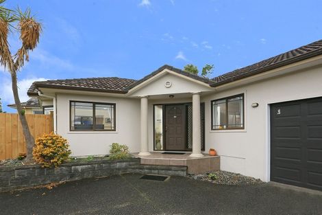 Photo of property in 30 Carnelian Court, Westgate, Auckland, 0614