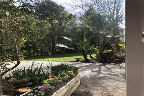 Photo of property in 34 Sandown Road, Rothesay Bay, Auckland, 0630