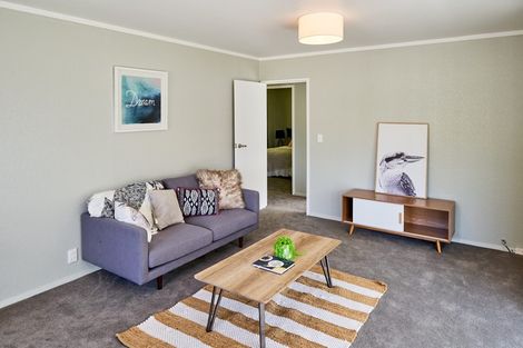 Photo of property in 2/22 Shackleton Grove, Stokes Valley, Lower Hutt, 5019