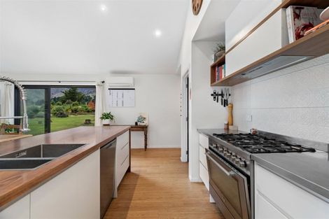 Photo of property in 13 Loach Road, Hawea Flat, Wanaka, 9382