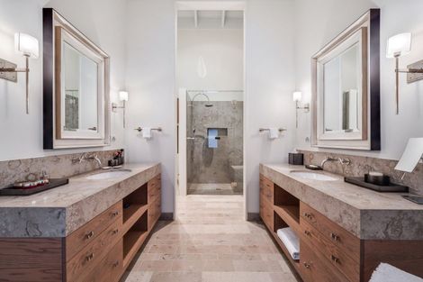 Photo of property in 42 Porterfield Road, Whitford, Howick, 2571