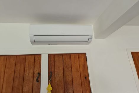 Photo of property in 20 Montgomery Avenue, Belmont, Auckland, 0622