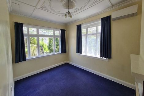Photo of property in 96 Nairn Street, Mount Cook, Wellington, 6011