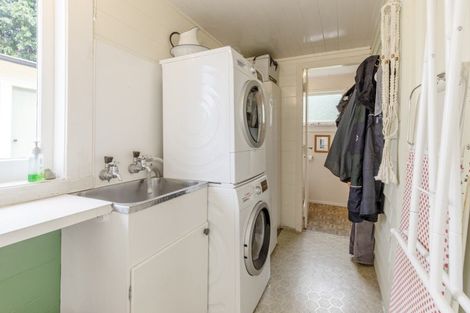 Photo of property in 36 Riverdale Road, Dannevirke, 4930