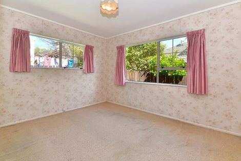 Photo of property in 2/71 Browns Bay Road, Browns Bay, Auckland, 0630