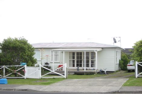 Photo of property in 3 Tindalls Bay Road, Tindalls Beach, Whangaparaoa, 0930