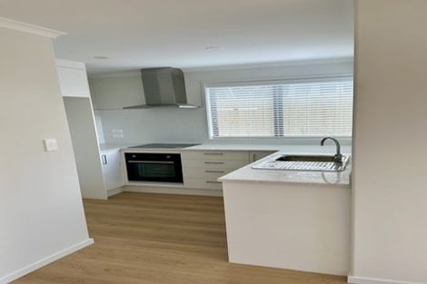 Photo of property in 1090a Great North Road, Point Chevalier, Auckland, 1022