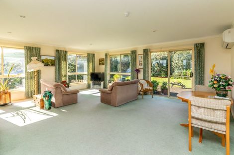 Photo of property in 43 Thames Road, Paeroa, 3600