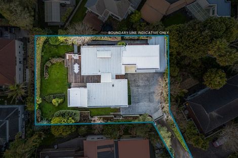 Photo of property in 16 Prestige Place, Castor Bay, Auckland, 0620