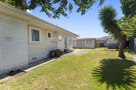 Photo of property in 5 Clevedon Road, Papakura, 2110
