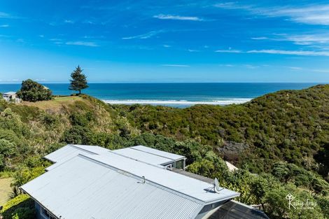 Photo of property in 13 Bayly Street, Baylys Beach, Dargaville, 0377