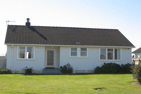 Photo of property in 10 Kittyhawk Row, Bulls, 4818