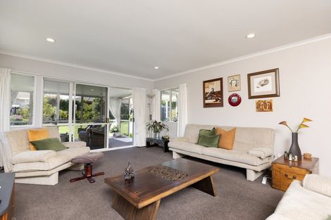Photo of property in 10 Azalea Dell, Mount Maunganui, 3116