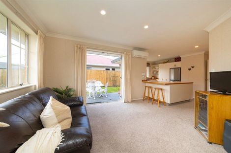 Photo of property in 71 Amberley Avenue, Highbury, Palmerston North, 4412