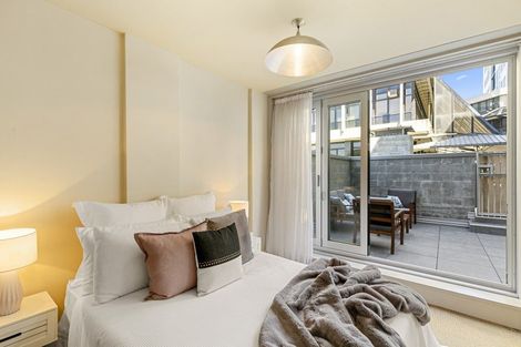 Photo of property in St Pauls Apartments, 7/43 Mulgrave Street, Thorndon, Wellington, 6011