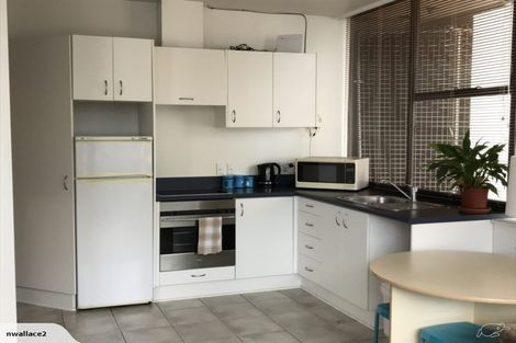 Photo of property in Terrace Tower Apartments, 11a/126 The Terrace, Wellington Central, Wellington, 6011