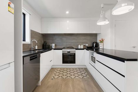 Photo of property in 49 Te Tiireke Drive, Glenview, Hamilton, 3206