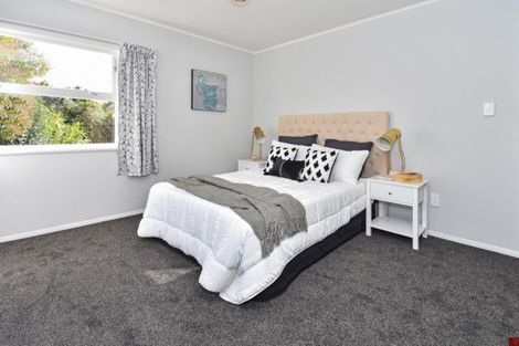 Photo of property in 6 Lawrence Crescent, Hillpark, Auckland, 2102