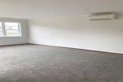 Photo of property in 8 Anthony Place, Pakuranga, Auckland, 2010