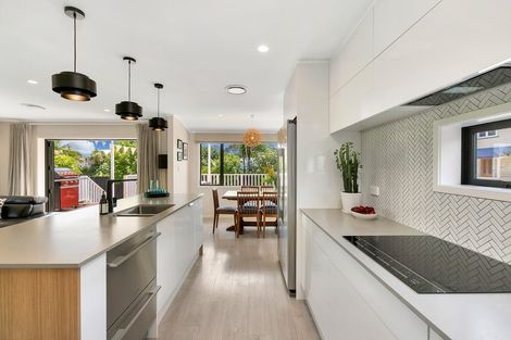 Photo of property in 2/41 Wright Road, Point Chevalier, Auckland, 1022
