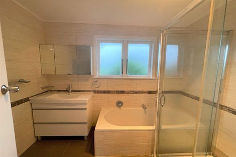 Photo of property in 82a Mokoia Road, Birkenhead, Auckland, 0626