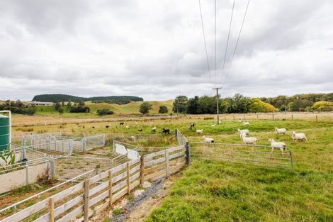 Photo of property in 322 Finnis Road, Pohangina, Feilding, 4775