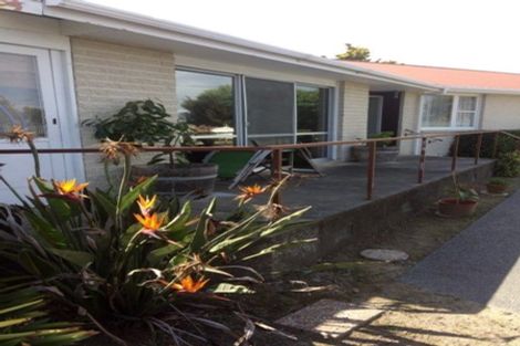 Photo of property in 15a Windsor Terrace, Taradale, Napier, 4112