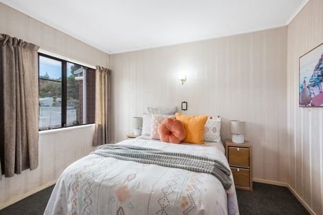 Photo of property in 5b Mclellan Street, Tawa, Wellington, 5028