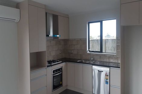 Photo of property in 30a Beaumonts Way, Manurewa, Auckland, 2102