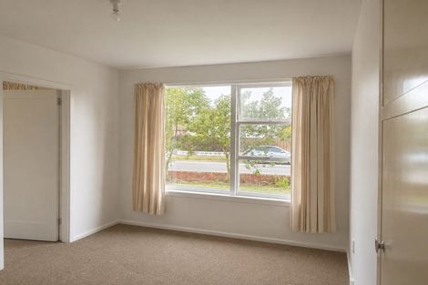 Photo of property in 8 Lochee Road, Upper Riccarton, Christchurch, 8041