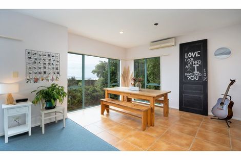 Photo of property in 229b Mount Pleasant Road, Mount Pleasant, Christchurch, 8081
