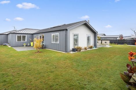 Photo of property in 11 Ben Lomond Drive, Mosgiel, 9024