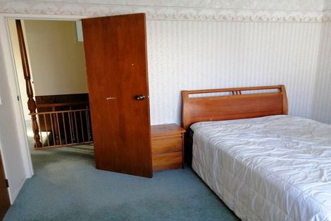 Photo of property in 30 Florence Daly Place, Mount Roskill, Auckland, 1041