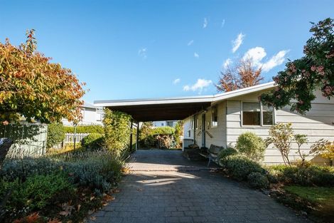 Photo of property in 1 Hunter Crescent, Wanaka, 9305