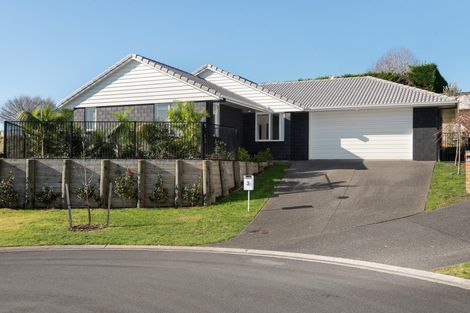 Photo of property in 3 Carex Close, Pyes Pa, Tauranga, 3112