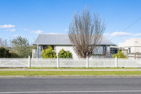Photo of property in 23a Kawaha Point Road, Fairy Springs, Rotorua, 3015