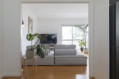 Photo of property in 1/15 Wairiki Road, Mount Eden, Auckland, 1024