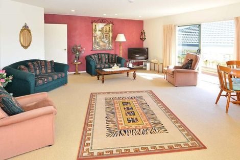 Photo of property in 9 Elan Place, Stanmore Bay, Whangaparaoa, 0932