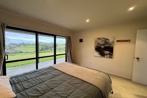Photo of property in 1435 Old North Road, Helensville, 0875