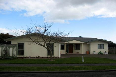 Photo of property in 225 Belvedere Road, Carterton, 5713