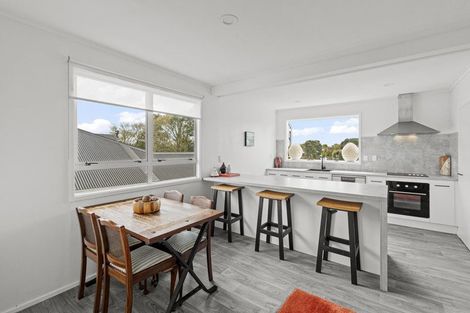 Photo of property in 9 Meads Place, Bulls, 4818