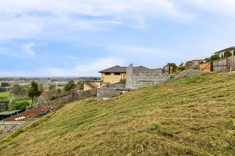 Photo of property in 48 Highcrest Heights, Westmorland, Christchurch, 8025