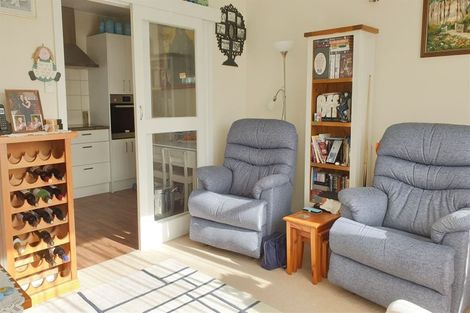 Photo of property in 1-11/94 Avenue Road, West End, Timaru, 7910