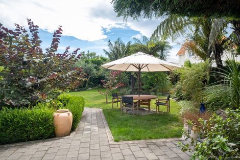 Photo of property in 29 Cameron Road, Bluff Hill, Napier, 4110