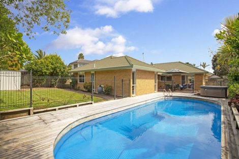 Photo of property in 37 Keppoch Court, Dannemora, Auckland, 2016