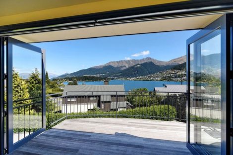 Photo of property in 536a Peninsula Road, Kelvin Heights, Queenstown, 9300