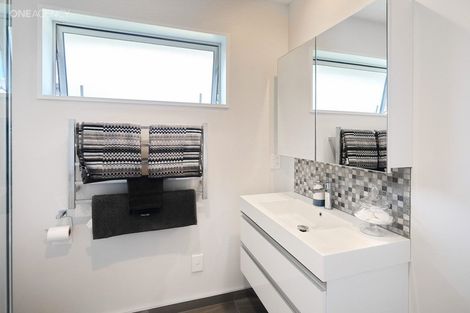 Photo of property in 8 Crampton Close, Kaiapoi, 7630